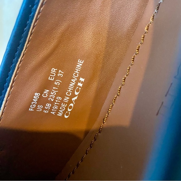 Coach Haley Loafer with Gingham Print in Navy/Chalk 6.5 - Picture 8 of 10